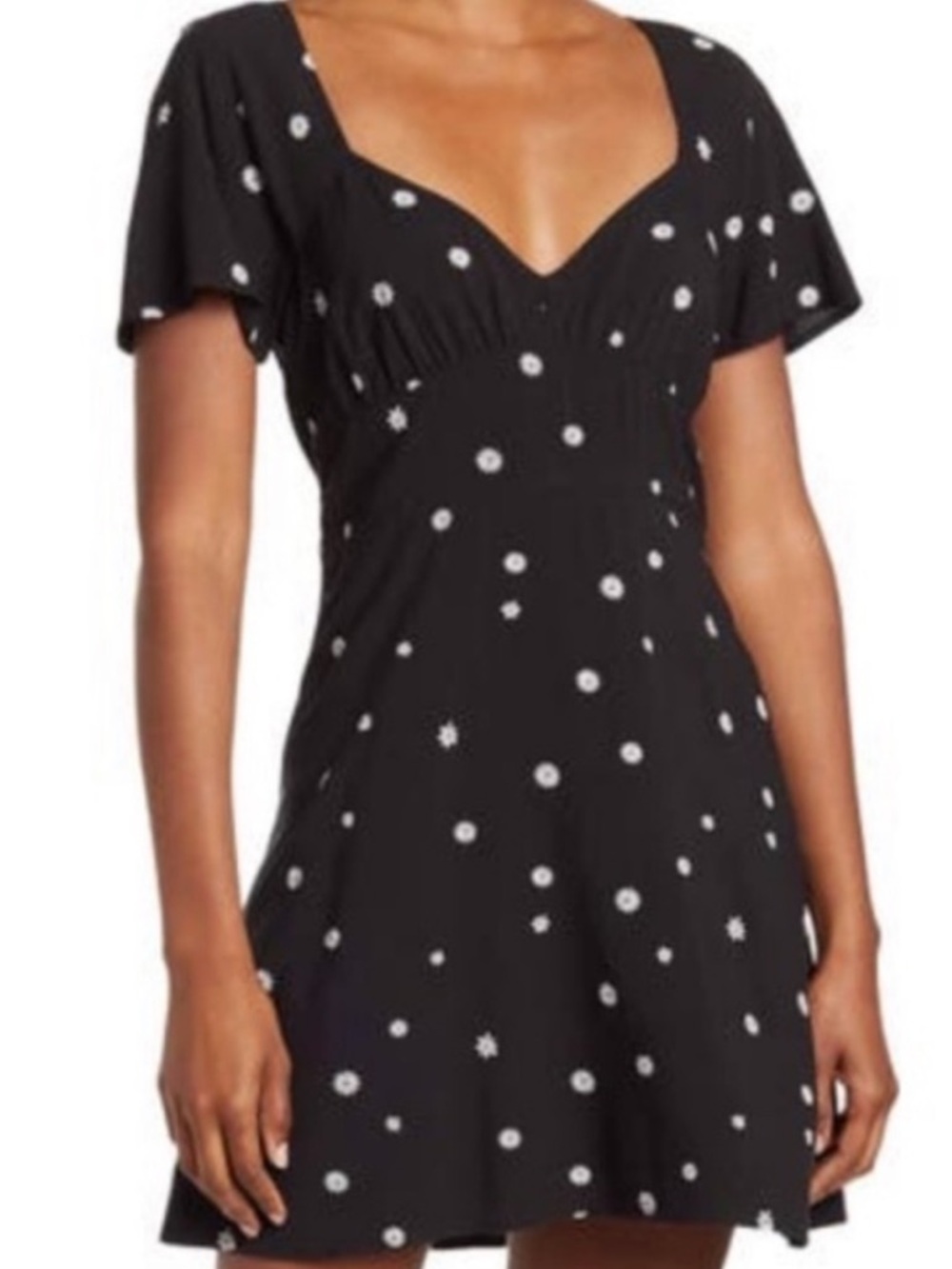 🖤 Black Mini Dress with White floral Print and Sweetheart Neckline